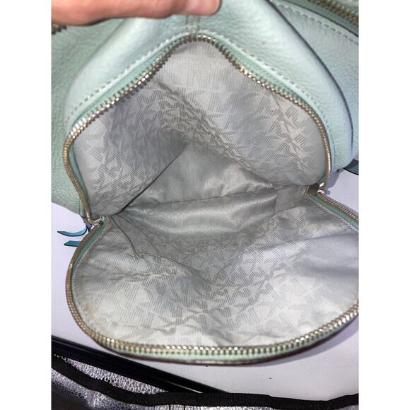 MICHAEL KORS, LARGE PEBBLED LEATHER BLUE BACKPACK WITH TAGS - Picture 13 of 16